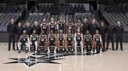 马刺阵容搭配图片_1插图1 马刺阵容搭配图片_1插图1