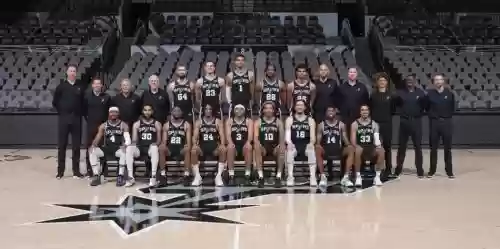 马刺阵容搭配插图 马刺阵容搭配插图