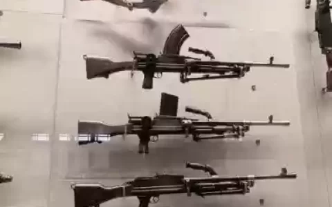 博物馆中的武器3D，博物馆武器展览