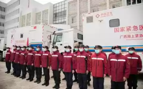 医疗救护队阵容搭配，医疗救援队